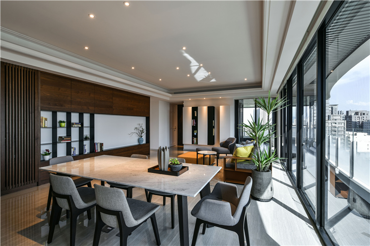 空調(diào)板植筋加固設(shè)計方案討論