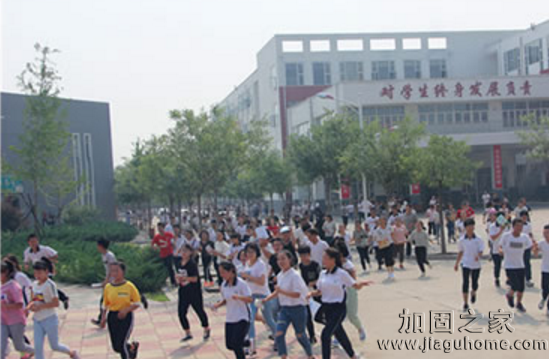 學(xué)校開展防震安全演練，引發(fā)學(xué)校建筑抗震加固的思考