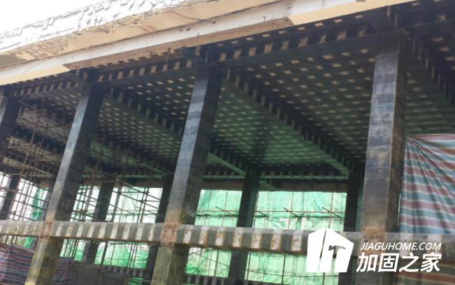 建筑物加固補強時，需要注意哪些因素?