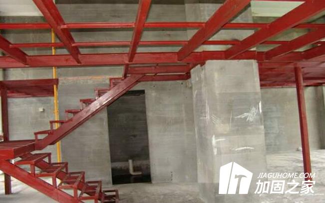 鋼結(jié)構(gòu)是如何實(shí)施加固的?