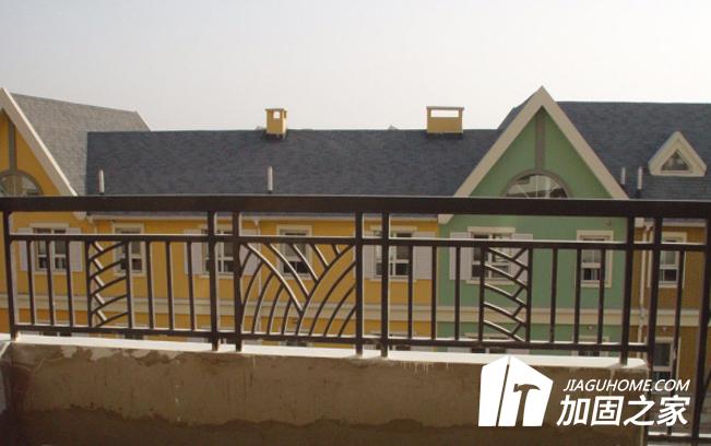 建筑常說(shuō)的女兒墻是什么，你知道多少?