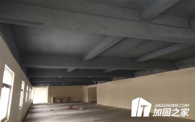 房屋出現(xiàn)裂縫，先做好判斷再施工