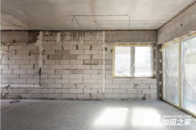 房梁開(kāi)洞需謹(jǐn)慎，開(kāi)洞后做好加固