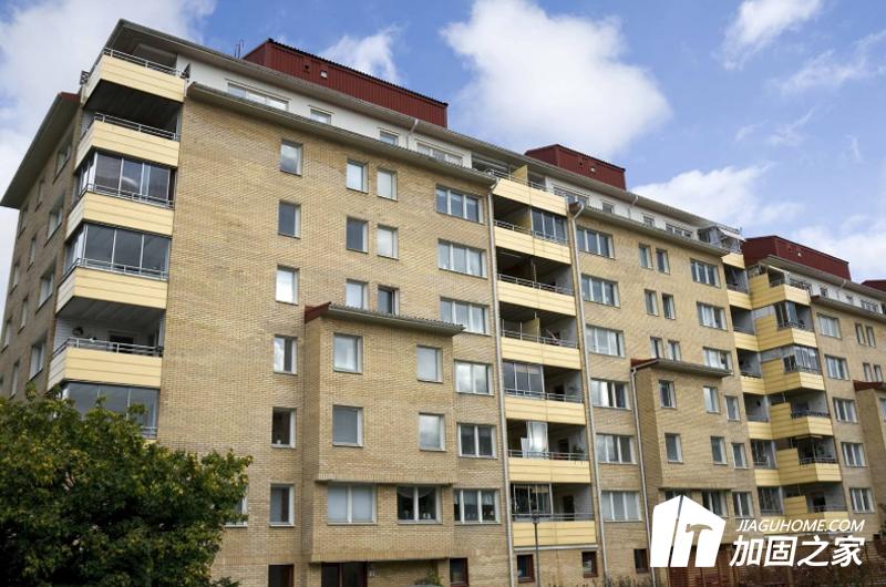 哈爾濱一酒店違建6層變9層，房屋加層需要怎么處理?