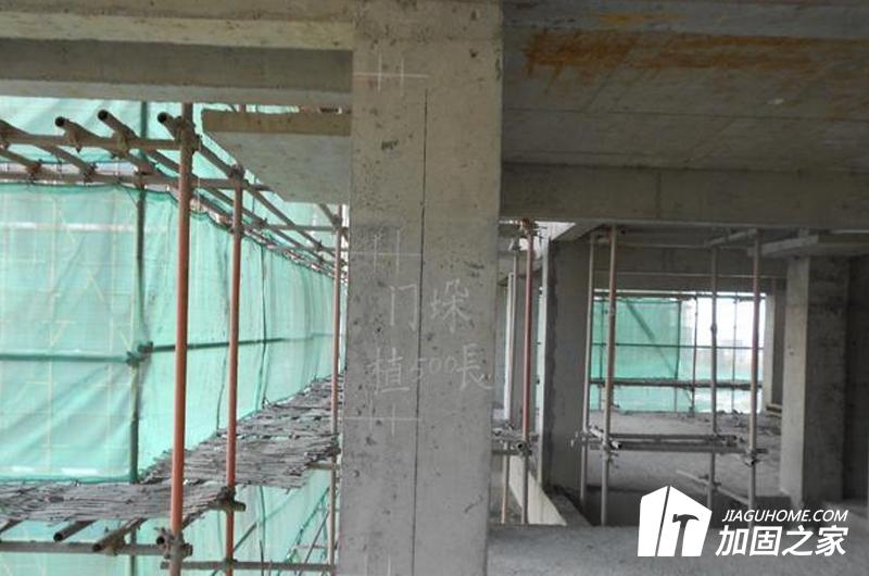 植筋作業(yè)時(shí)對(duì)植筋間距有什么要求？